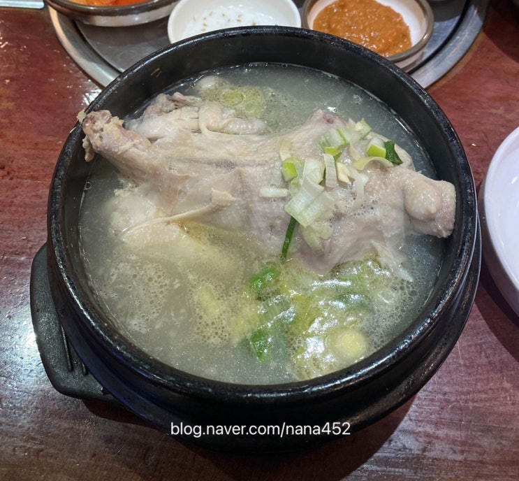  [맛집로그] 홍제역 '유진 감자탕' 방문 후기(feat. 토종 삼계탕 추천)