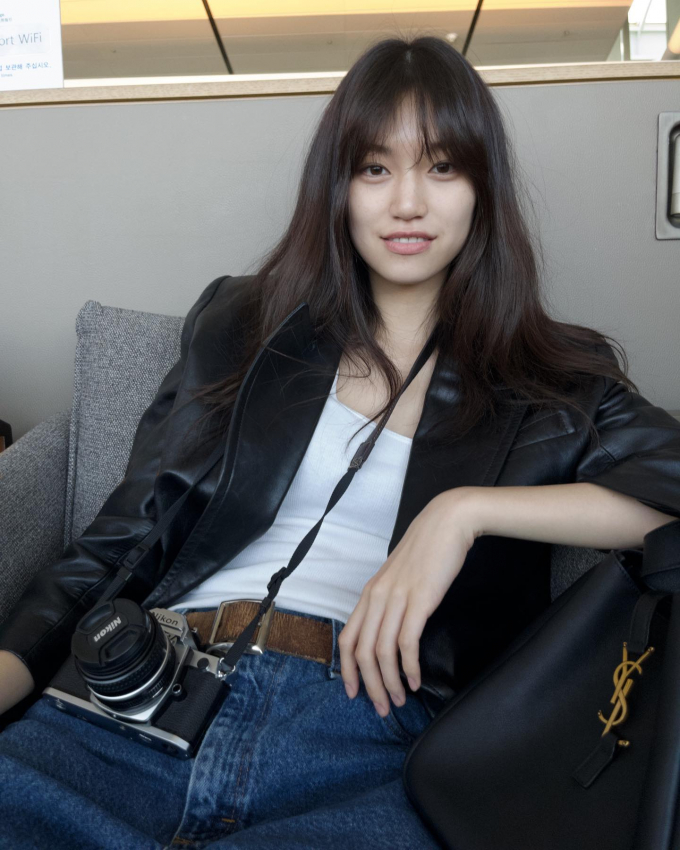 그룹 위키미키 멤버 배우 김도연, 내추럴&빈티지 무드 공항 패션...멋스러움 철철 넘쳐 그룹 위키미키 멤버 배우 김도연, 내추럴&빈티지 무드 공항 패션...멋스러움 철철 넘쳐