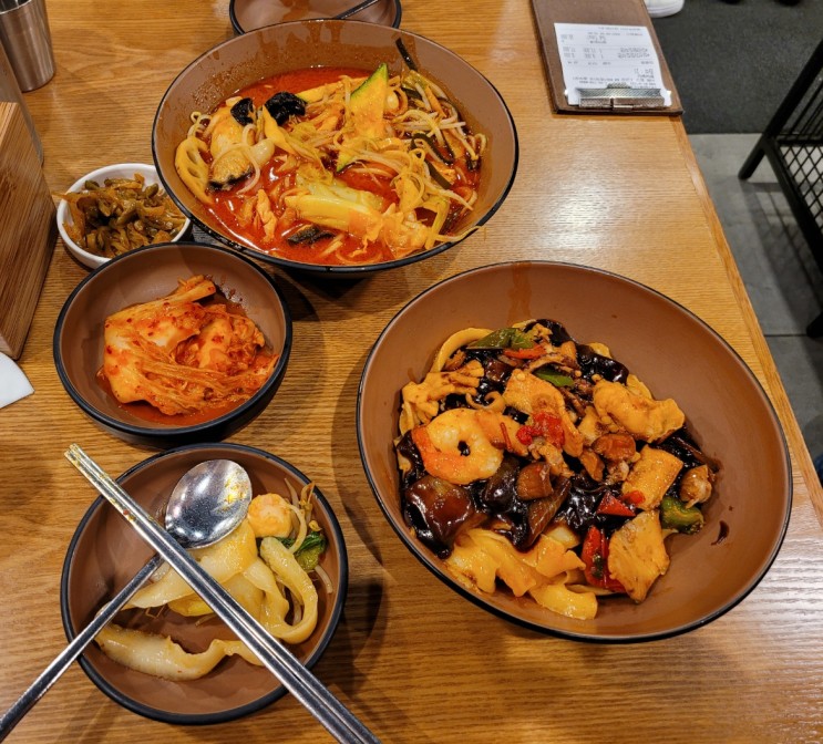 [가시 Food실록] 서울 명동, 신세계백화점 건너편 정통 도삭면 맛집 란주칼면(란주라미엔)