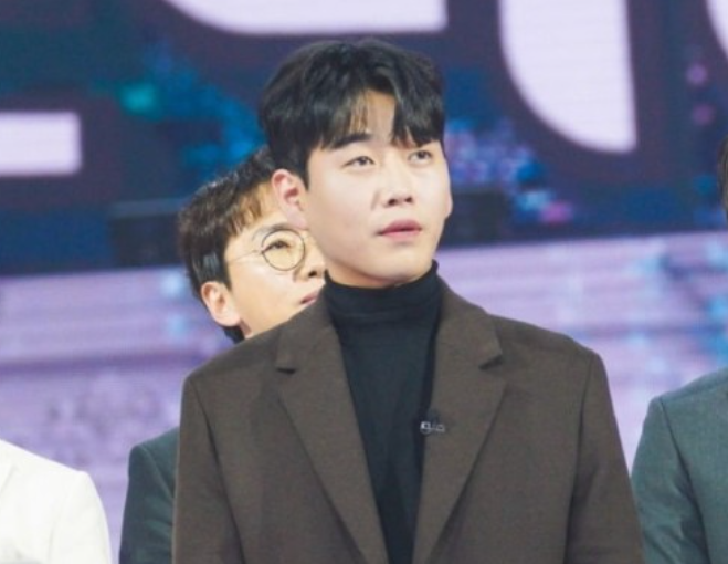 속 보이는 황영웅, 판 깔아준 '불타는 트롯맨'…콘서트 위해 전과자 하차 없었나 속 보이는 황영웅, 판 깔아준 '불타는 트롯맨'…콘서트 위해 전과자 하차 없었나