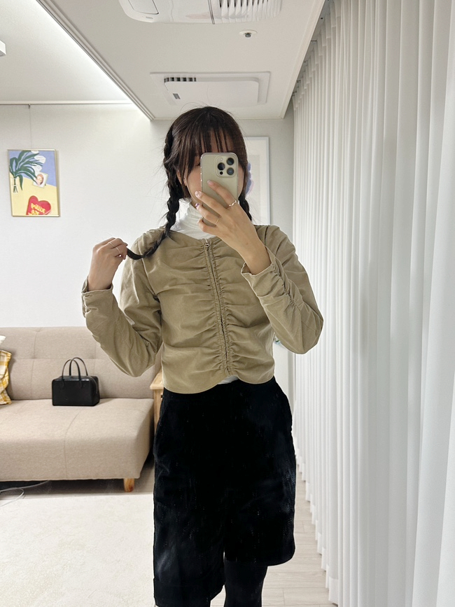  이너로도 아우터로도 입기 좋은 피이이피 셔링 코듀로이 집업 후기 