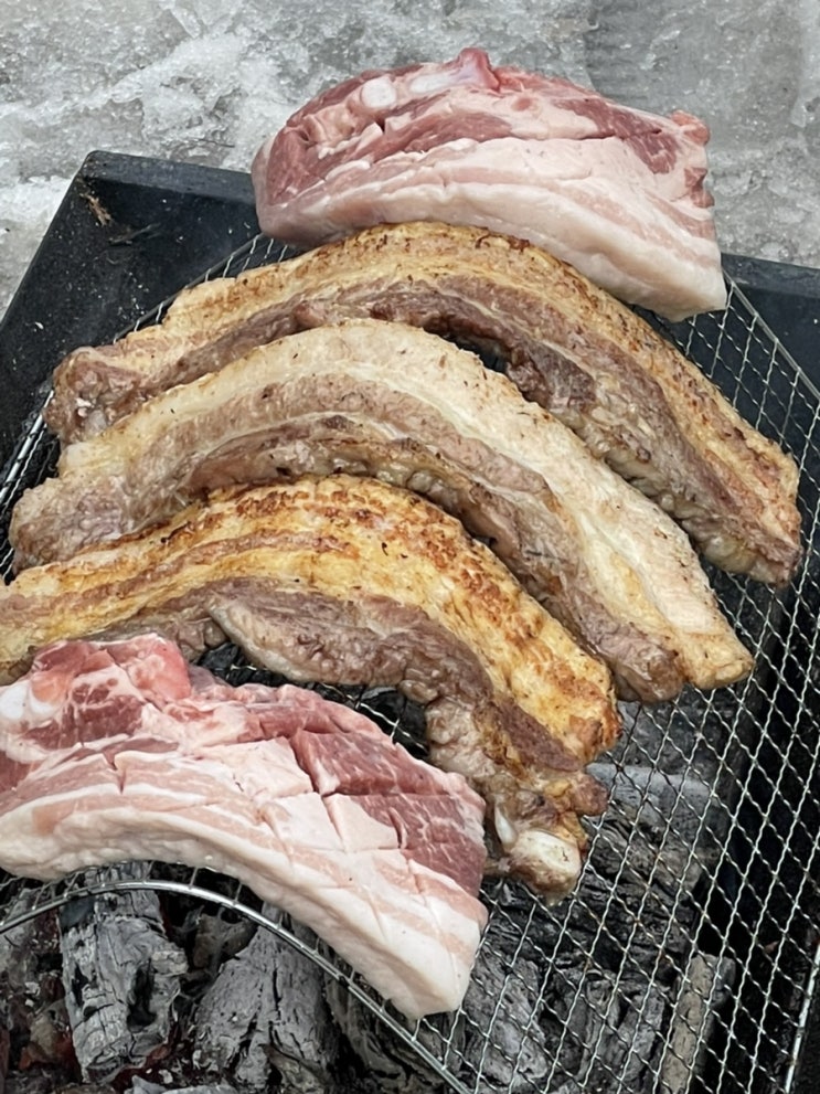  오늘이 삼겹살을 먹는 삼겹살데이라고 해요. 삼겹살 맛있게 먹는 나만의 방법은?