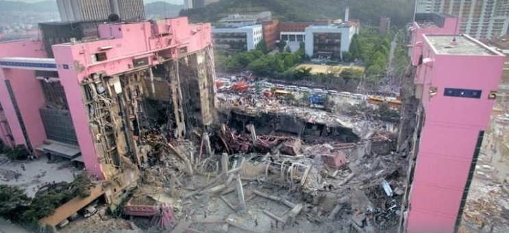 1995년 삼풍 백화점 붕괴로 500여명 사망