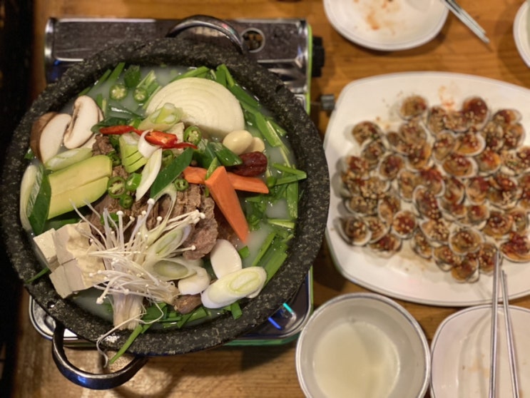눈으로 보나 맛으로 보나 여기 보고 저기 봐도 술맛집 <구로디지털단지 춘자싸롱> 눈으로 보나 맛으로 보나 여기 보고 저기 봐도 술맛집 <구로디지털단지 춘자싸롱>
