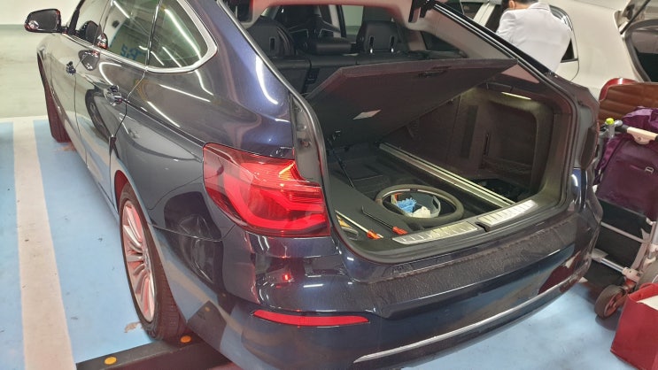  부산 BMW 320d 배터리 용량과 밧데리 교체방법