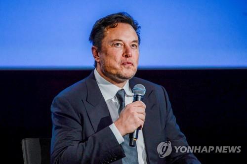 '반값 신차 없네' 실망에 테슬라 주가, 장중 한때 8% 폭락 '반값 신차 없네' 실망에 테슬라 주가, 장중 한때 8% 폭락