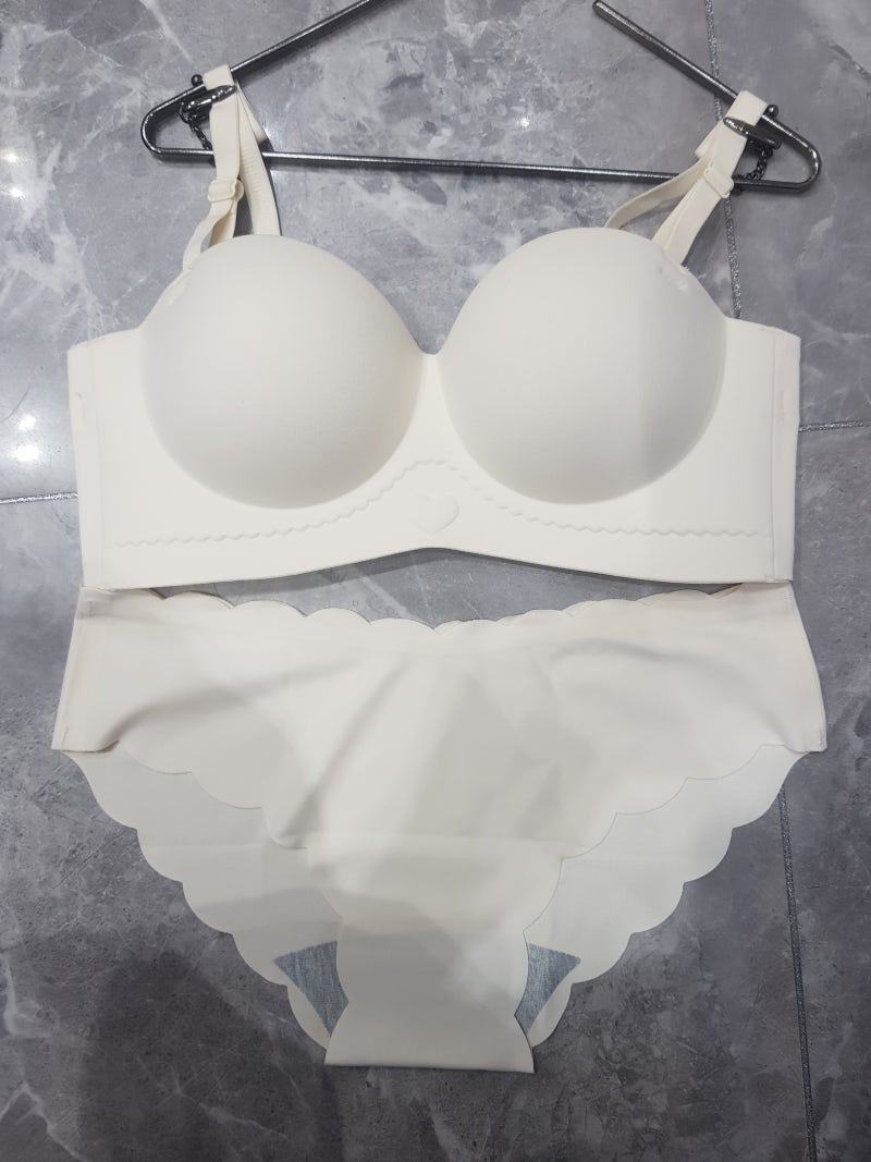 여성 섹시 기능성 폼브라 이너도매 수입하의 일본하의 슬림 잠옷