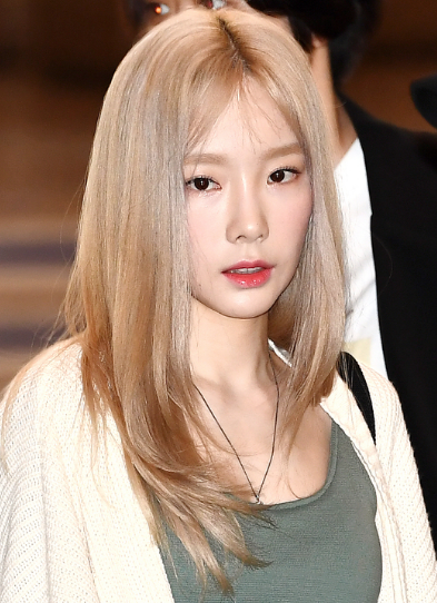 앞머리 없는 여자 긴머리 층내기 숱치기 종류(레이어드컷 허쉬컷 슬릭컷) : 네이버 블로그 앞머리 없는 여자 긴머리 층내기 숱치기 종류(레이어드컷 허쉬컷 슬릭컷) : 네이버 블로그