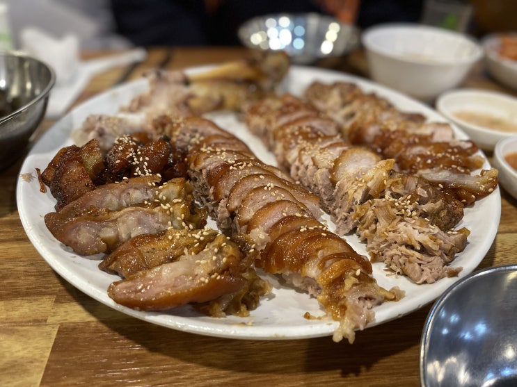  [당산 맛집] 족발의 느끼한 부분을 잡아주는 비빔냉면이 맛있는 허브족발