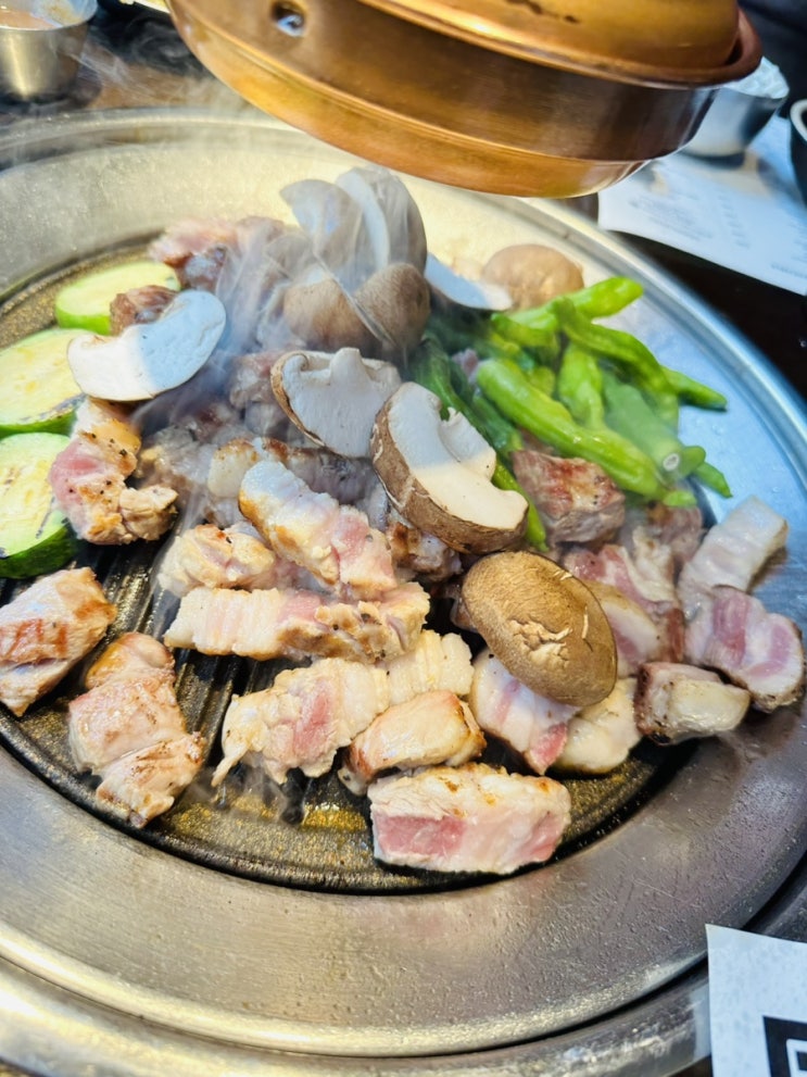  청담동 맛집. 청담고수 2호점. 프리미엄 숙성 한돈 고기 맛집. 시부모님이 너무 좋아하셨던 맛있는 식당 리뷰. 강남 가족모임, 회식장소 추천.