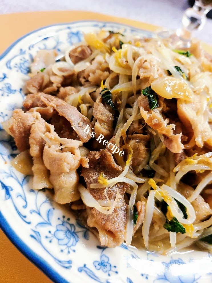 이마트 대패삼겹살 가격 종류 칼로리 대패삼겹숙주볶음 만들기 에어프라이어 구이보다 맛나! 이마트 대패삼겹살 가격 종류 칼로리 대패삼겹숙주볶음 만들기 에어프라이어 구이보다 맛나!