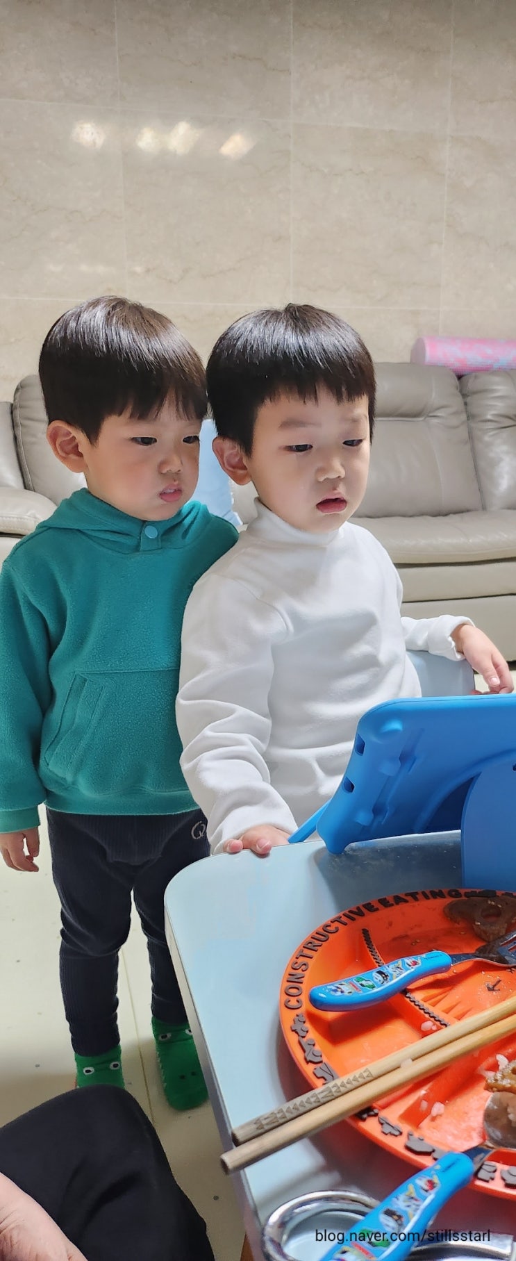  [밀크티아이후기] 한글, 영어부터 미술까지 다방면으로 활용할 수 있는 패드학습지 :D