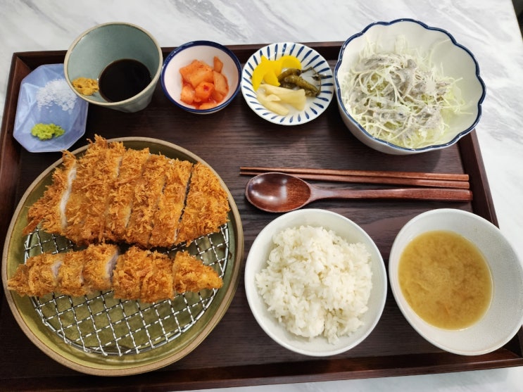 우애돈까스 수락산점 : 모듬카츠(로스&히레)+치즈카츠