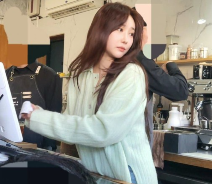 '메보좌' 브레이브걸스 민영, 해체 후 근황…동네 카페 사장 됐다 '메보좌' 브레이브걸스 민영, 해체 후 근황…동네 카페 사장 됐다