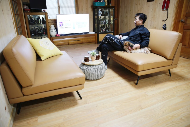 일룸 밴쿠버 가죽소파 레이아웃 변경으로 활용도 업