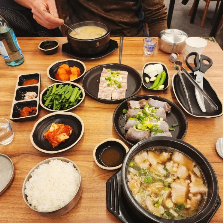  [명지오션시티맛집] 세트메뉴가 맘에드는 우홍백 돼지국밥