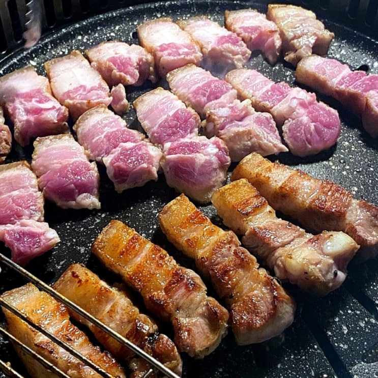  울산 동구 일산해수욕장 핫플 돼지고기 맛집 모티 일산점!