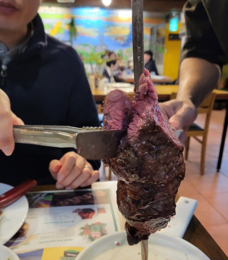  홍대 무한리필 스테이크 이빠네마그릴 브라질 레스토랑