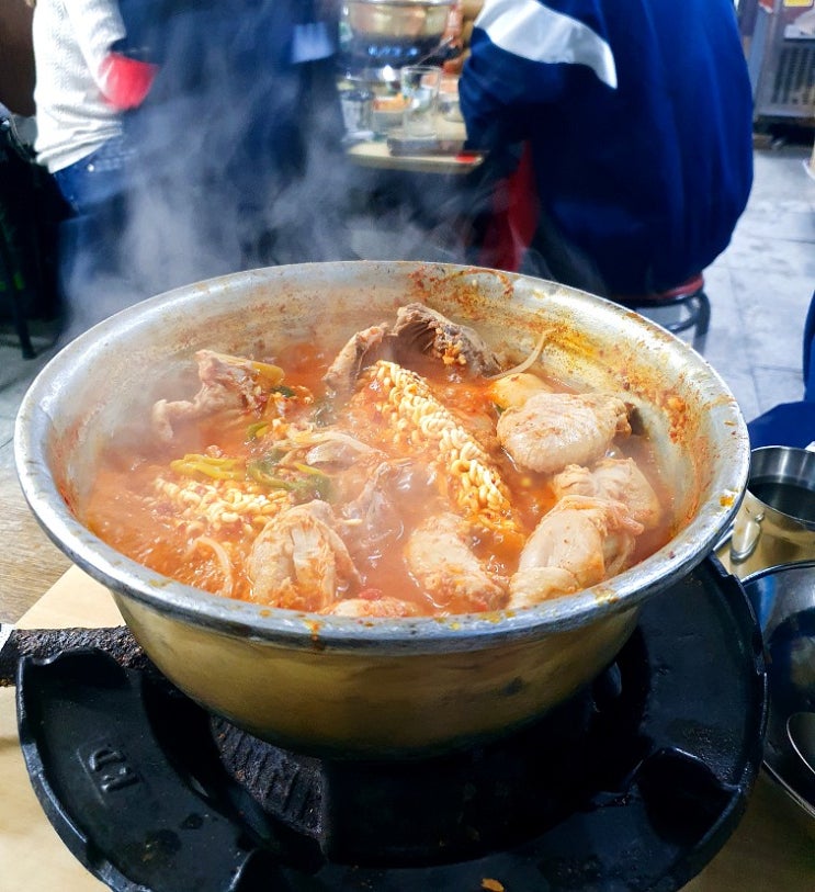  종로3가 계림 원조 줄서서 먹는 닭도리탕, 마늘 닭볶음탕