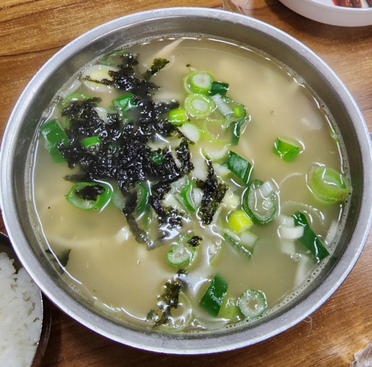  강동구 천호닭곰탕  24시 기사식당 - 가성비 지리는 숨겨진 국밥 맛집!