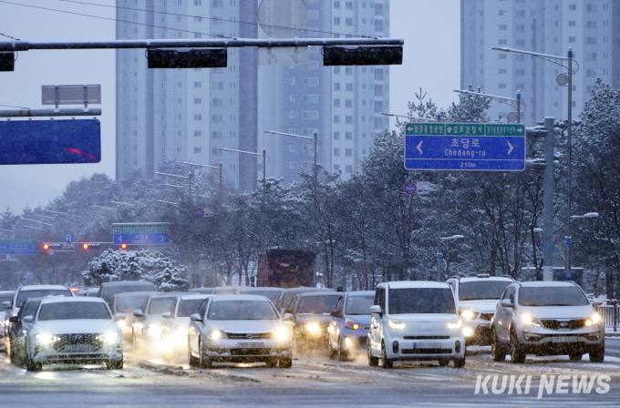 치열한 운전자보험 경쟁…보험사 제 발목 잡을라 치열한 운전자보험 경쟁…보험사 제 발목 잡을라