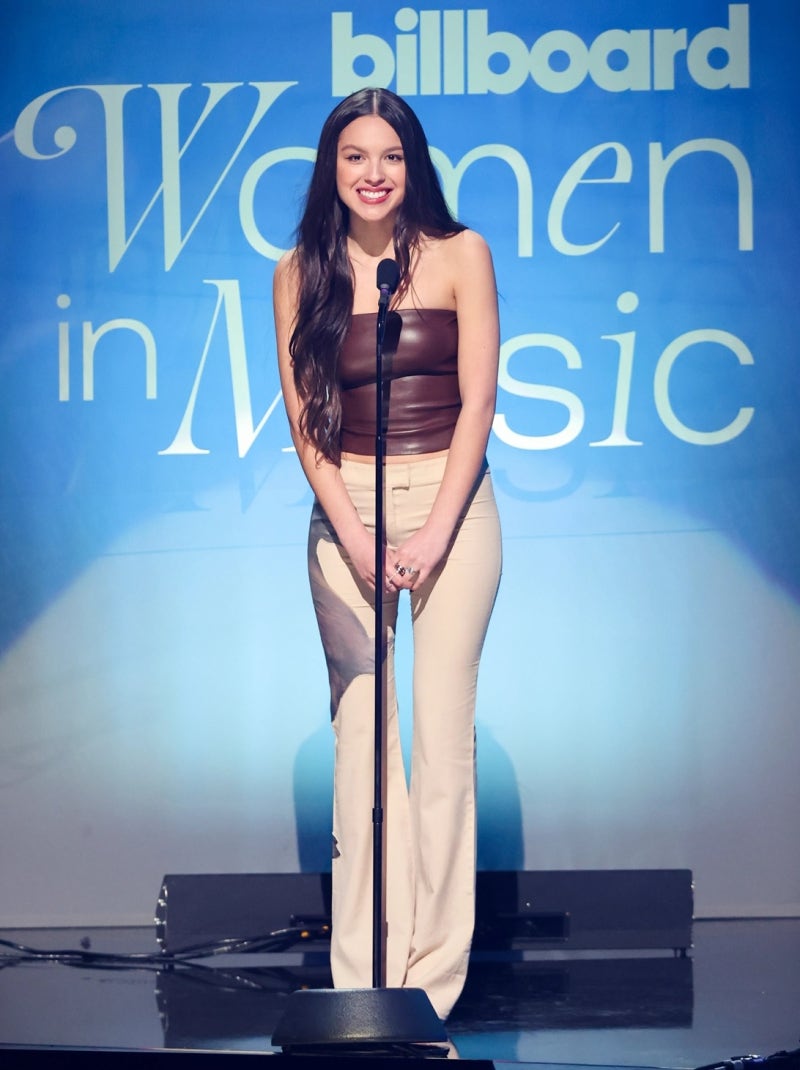 빌보드차트분석 2023년3월4일::셀레나 고메즈\u003d낚은 여자, 위켄드의 드라마\u003d\, image size:800x1070