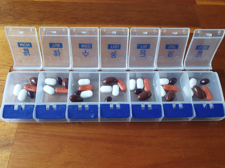  [다이소 추천템] 버튼식 7분할 약통