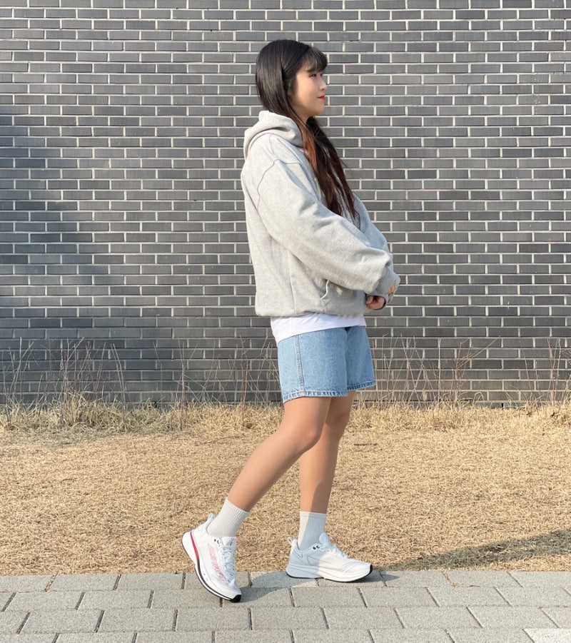 다이나핏 여성 런닝화 추천 가벼운 운동화 @피스테런