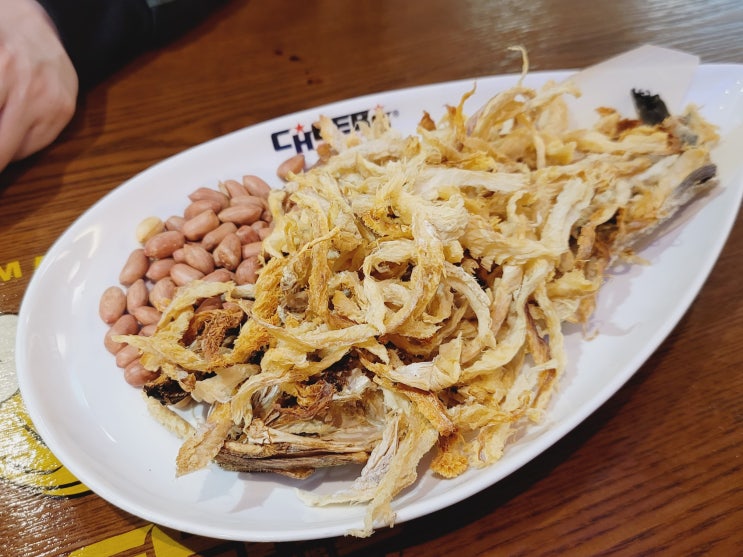  녹번역 맥주집 치어스 은평구청점 먹태 생맥주