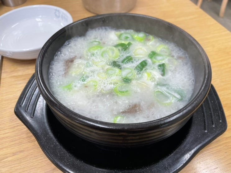  세종 설렁탕 , 소담동 유가네한우곰탕 혼밥가능 뼈해장국 순대국밥