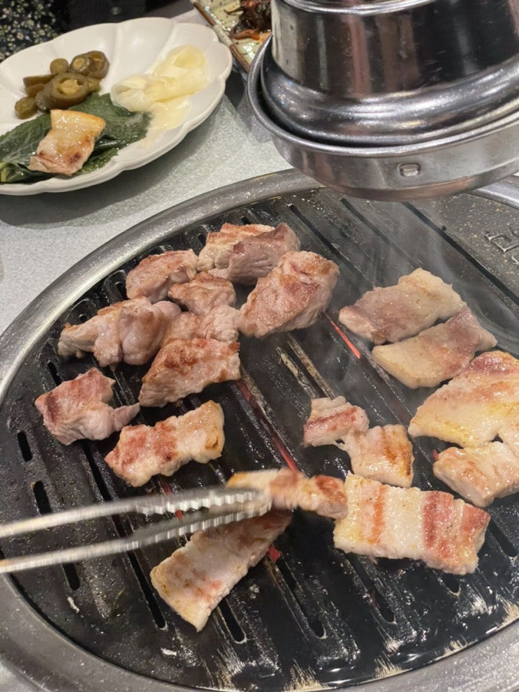  꿉당 잠실방이점 육즙 가득한 목살맛집