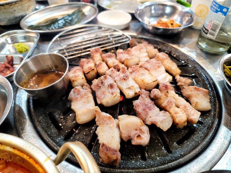 제주도 서귀포 먹고정 올레시장 부근 흑돼지근고기 맛집