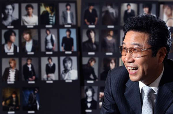 카카오 SM지분 하이브와 쩐의 전쟁?