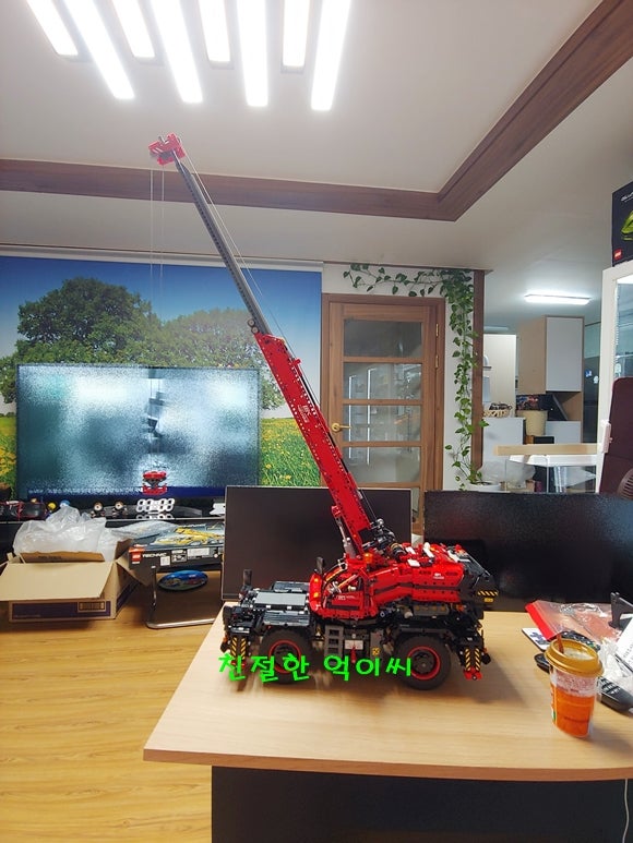 레고 중장비 테크닉 42082 험지용크레인 조립후기입니다!