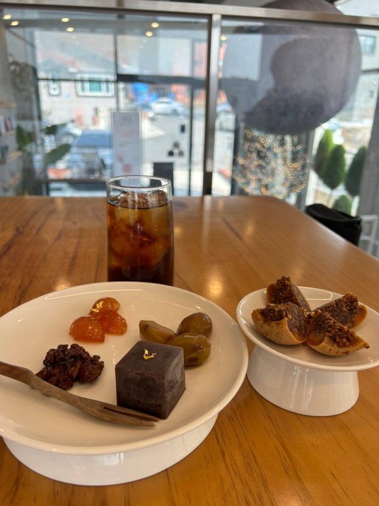  [울산맛집] 눈으로 먼저 먹는 한식 디저트 카페 울산 방앗간 소원