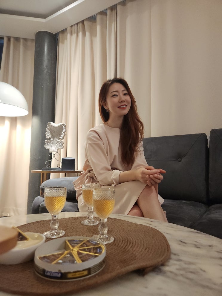  유에이치스위트 종로 서울 단체숙박 가능했던 파티룸