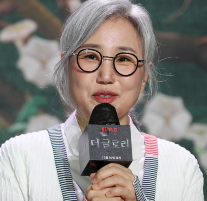 김은숙, 구룡마을 화재 복구에 힘…2천만원 기부 김은숙, 구룡마을 화재 복구에 힘…2천만원 기부