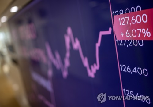 [EZ2/EZ스퀘어] <b>카카오</b> "SM<b>엔터</b>와 <b>파트너십</b> 유지 위해... 