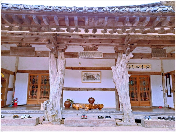  구례 화엄사 구층암(길상사)_ 모과나무 기둥 아래서 스님과 차담을 나눌 수 있는 곳