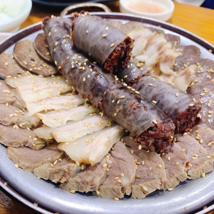 청량리, 순대 국밥, 모둠 순대가 유명한 혜자 맛집 '아바이순대'