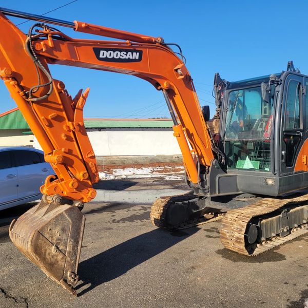 두산 DX55LC 2012년식 2200만원 판매합니다. 두산 DX55LC 2012년식 2200만원 판매합니다.