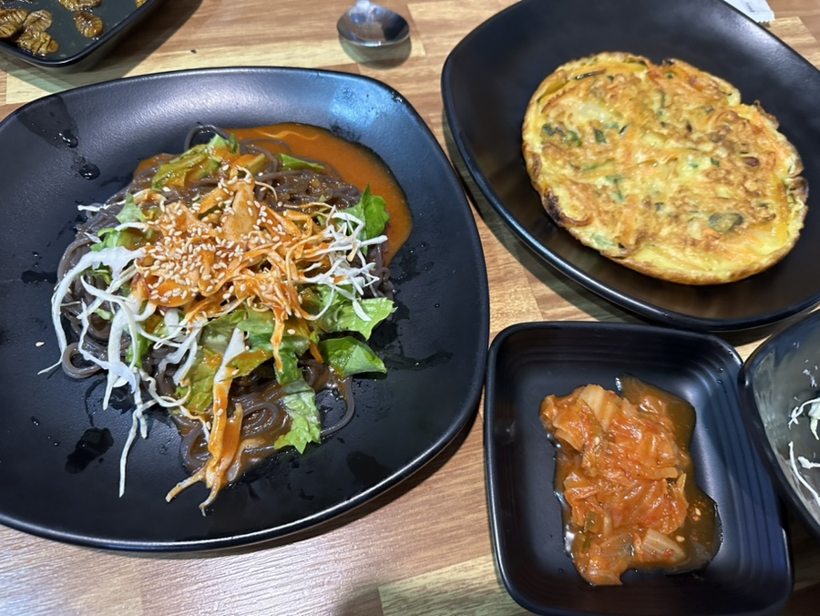 노송족발&철판 사진 3