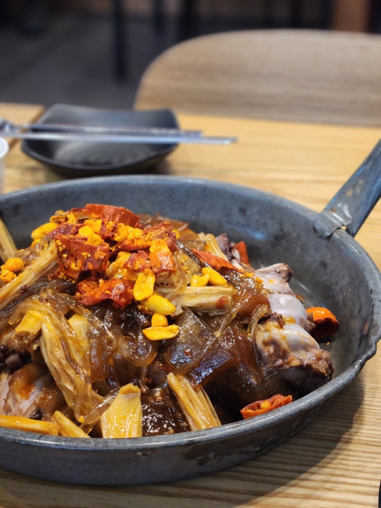  [평촌 :: 마왕족발] 얼얼한 마라족발 마라통구이 l 마라볶음밥 후기