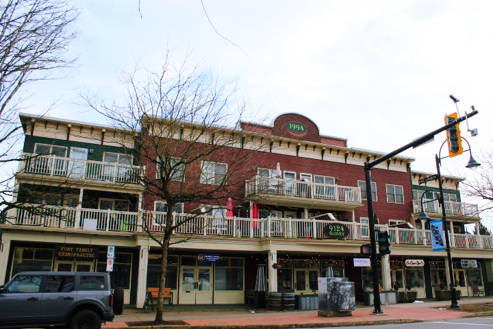  야외 데이트 장소로 딱인 포트랭리(Fort Langley) 둘러보기(ෆ`ᵕ´ෆ)