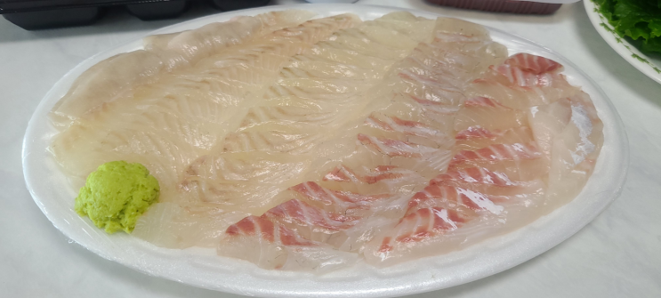  바로 떠서 싱싱한 회 포장, 안면도 수산시장맛집「매일수산365」
