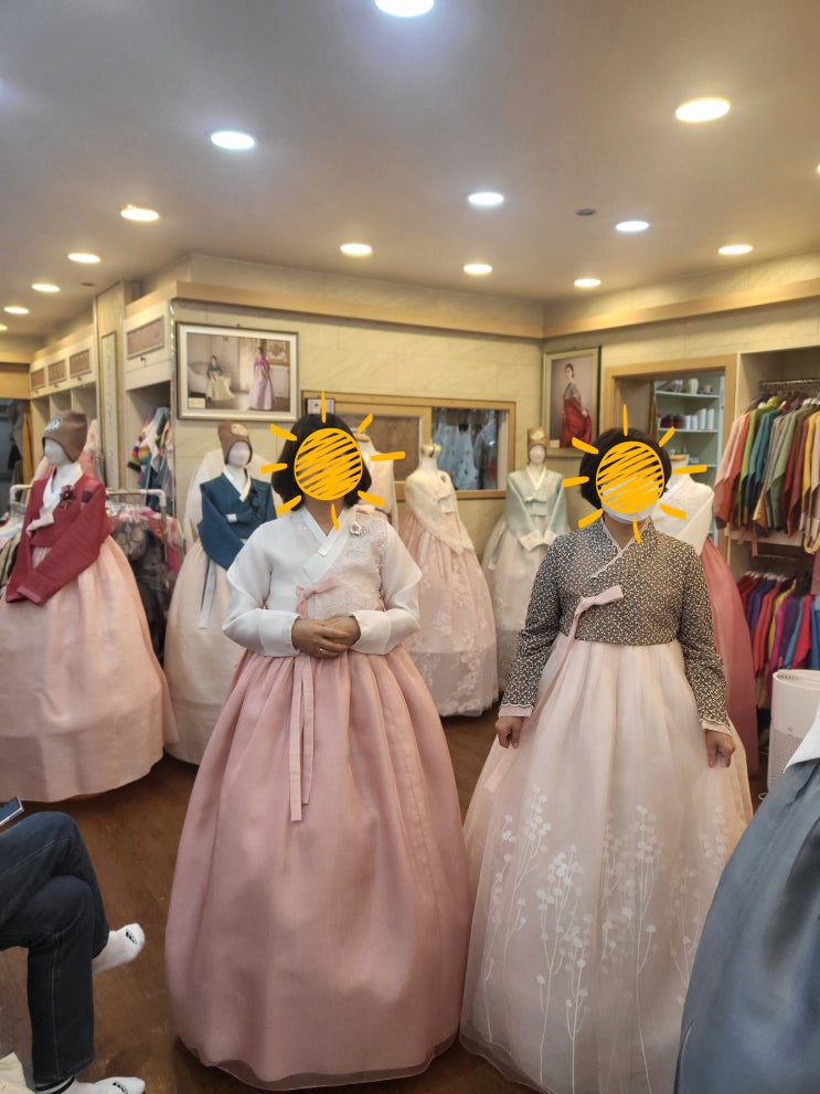  진주한복대여 전문점 잔칫날에서 다양한 디자인과 색감의 봄 신상 한복을 만나자!