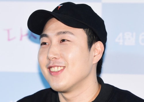 장범준-흔들리는 꽃들 속에서 네 샴푸향이 느껴진거야