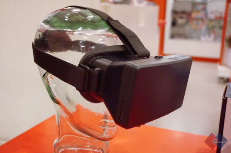 독보적인 VR 디바이스 시장 성장세, HTC VIVE와 콜라보 이루는 씨넥스존