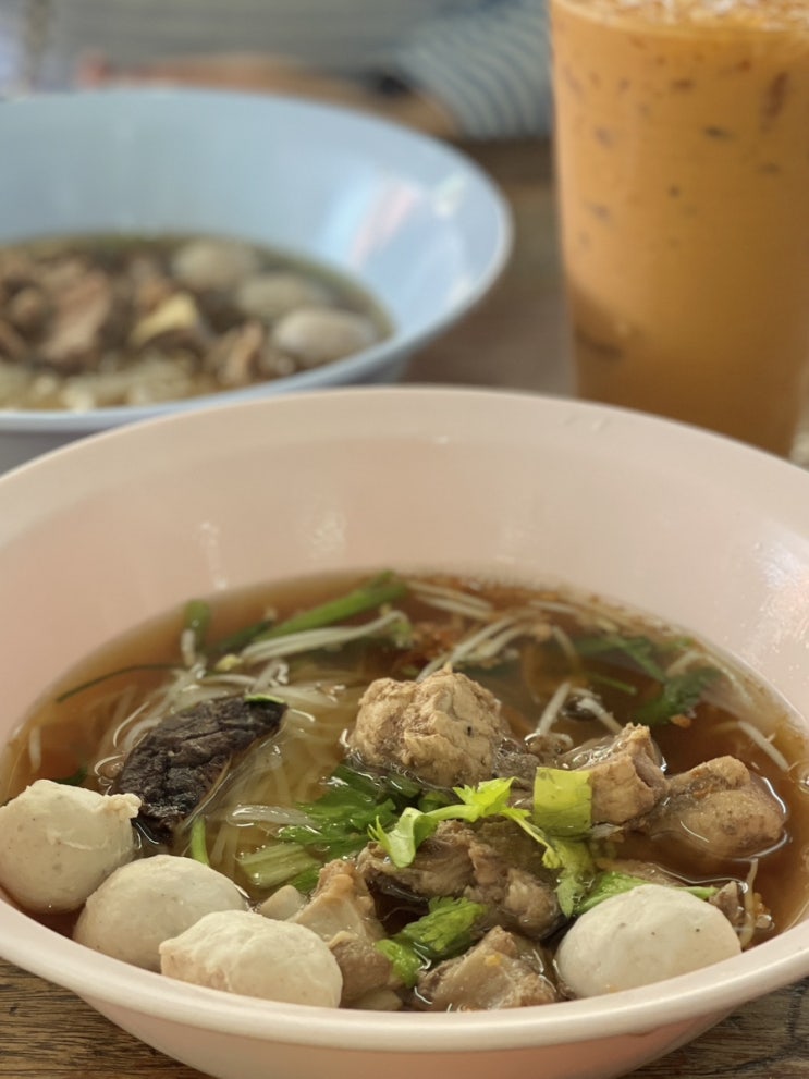  여자 둘이서 태국 치앙마이 : 블루누들(Blue Noodle) 1차 방문기