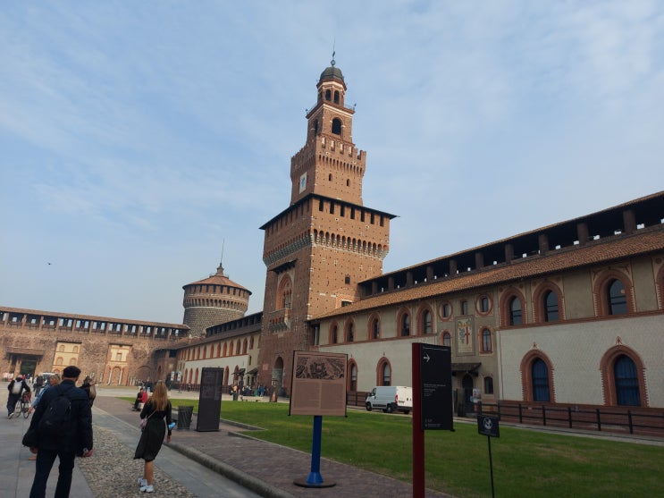  밀라노 - 스포르체스코 성(Castello Sforzesco)